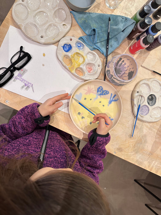 28/Feb Family Clay Play: Pottery Painting  10.30-12.30