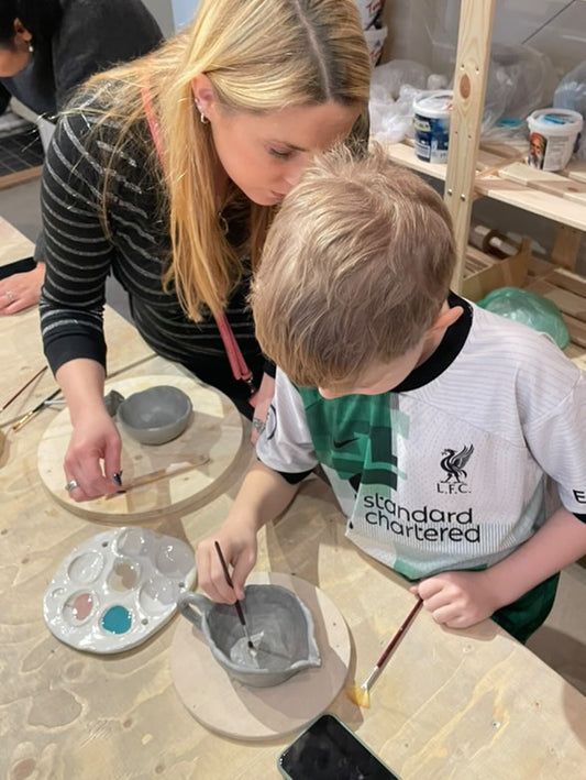 6/Dec Family Clay Play: Holidays Pottery Painting  10.00/11.00/13.00(Sat)